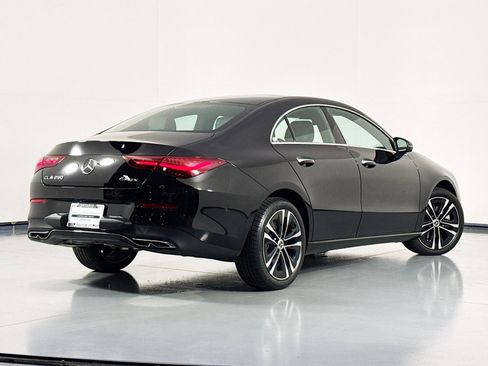 New 2025 Mercedes-Benz CLA 250 4MATIC image 11