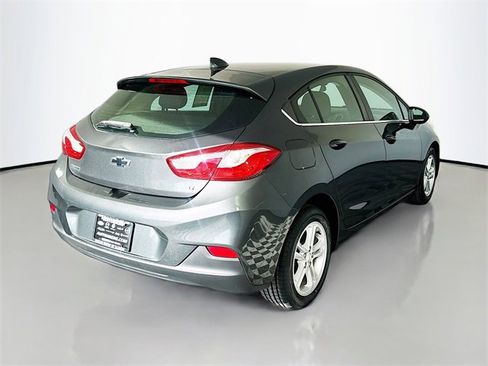 Used 2018 Chevrolet Cruze LT image 7