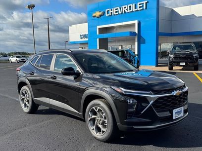 New 2025 Chevrolet Trax LT w/ LT Convenience Package