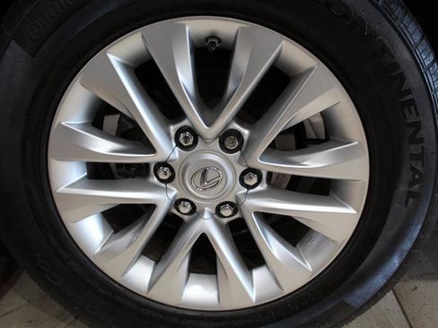 Used 2015 Lexus GX 460 w/ Premium Package AWD/4WD image 11