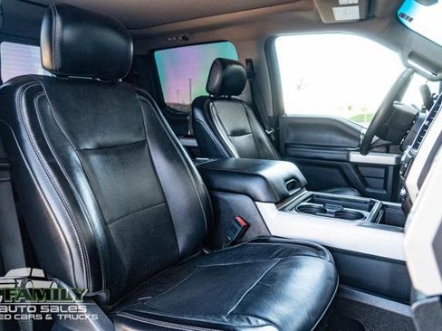 Used 2019 Ford F250 Lariat w/ Lariat Ultimate Package AWD/4WD image 26