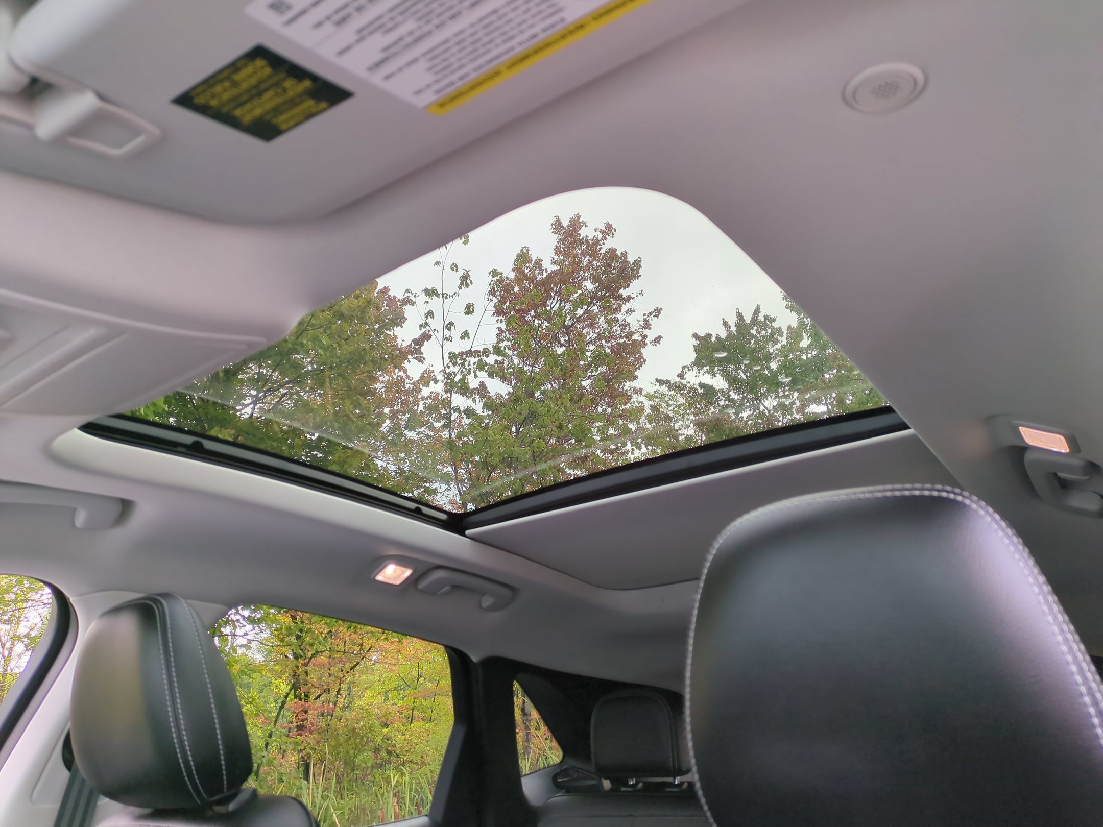 Used 2022 Ford Escape SEL w/ Technology Package AWD/4WD image 19