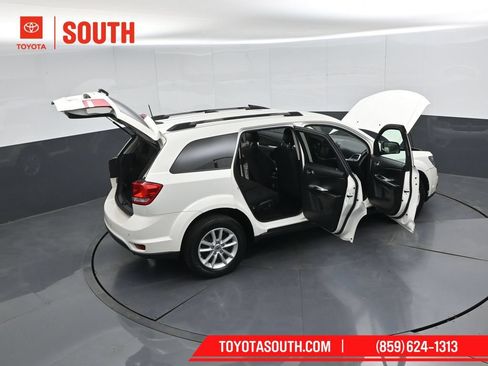 Used 2019 Dodge Journey SE FWD image 55