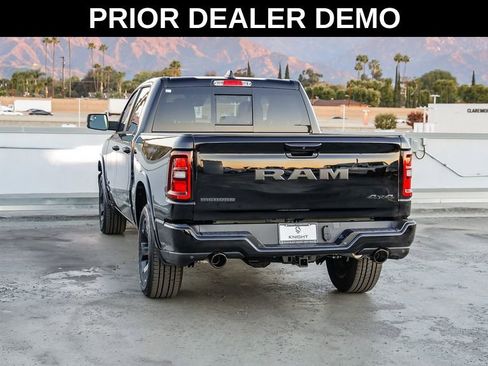 New 2026 RAM 1500 4x4 Crew Cab image 7