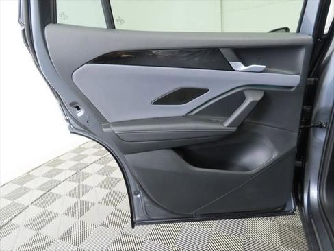 New 2026 Volkswagen Tiguan SE image 24