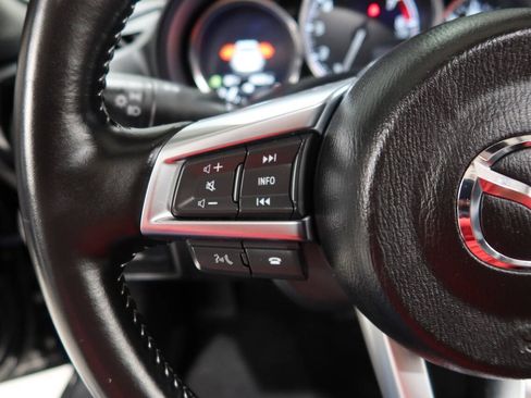 Used 2025 MAZDA MX-5 Miata RF Club RWD image 20