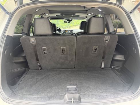 Used 2021 Honda Pilot Elite image 17