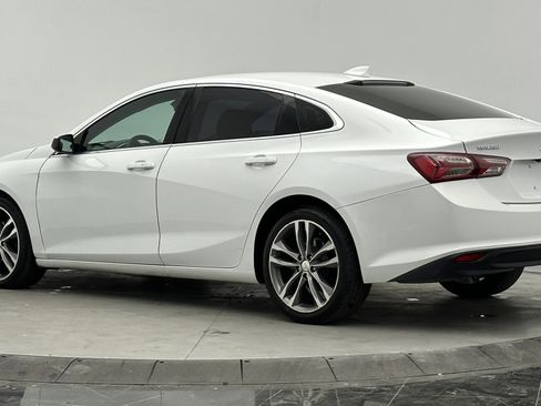 Used 2021 Chevrolet Malibu LT image 4