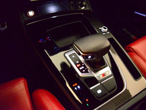 Used 2023 Audi SQ5 Premium Plus w/ Premium Plus Package image 14