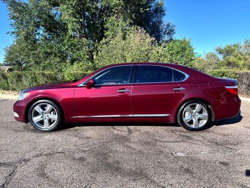 Used 2008 Lexus LS 460 L w/ Preferred Accessory Pkg RWD image 6