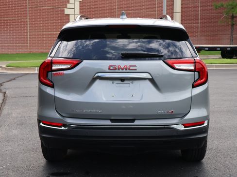 Used 2024 GMC Terrain AT4 w/ Tech Package AWD/4WD image 33