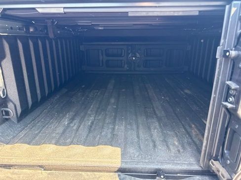 Used 2020 RAM 1500 Laramie AWD/4WD image 7