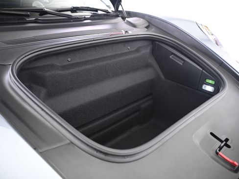 Certified 2025 Porsche 911 Carrera image 15