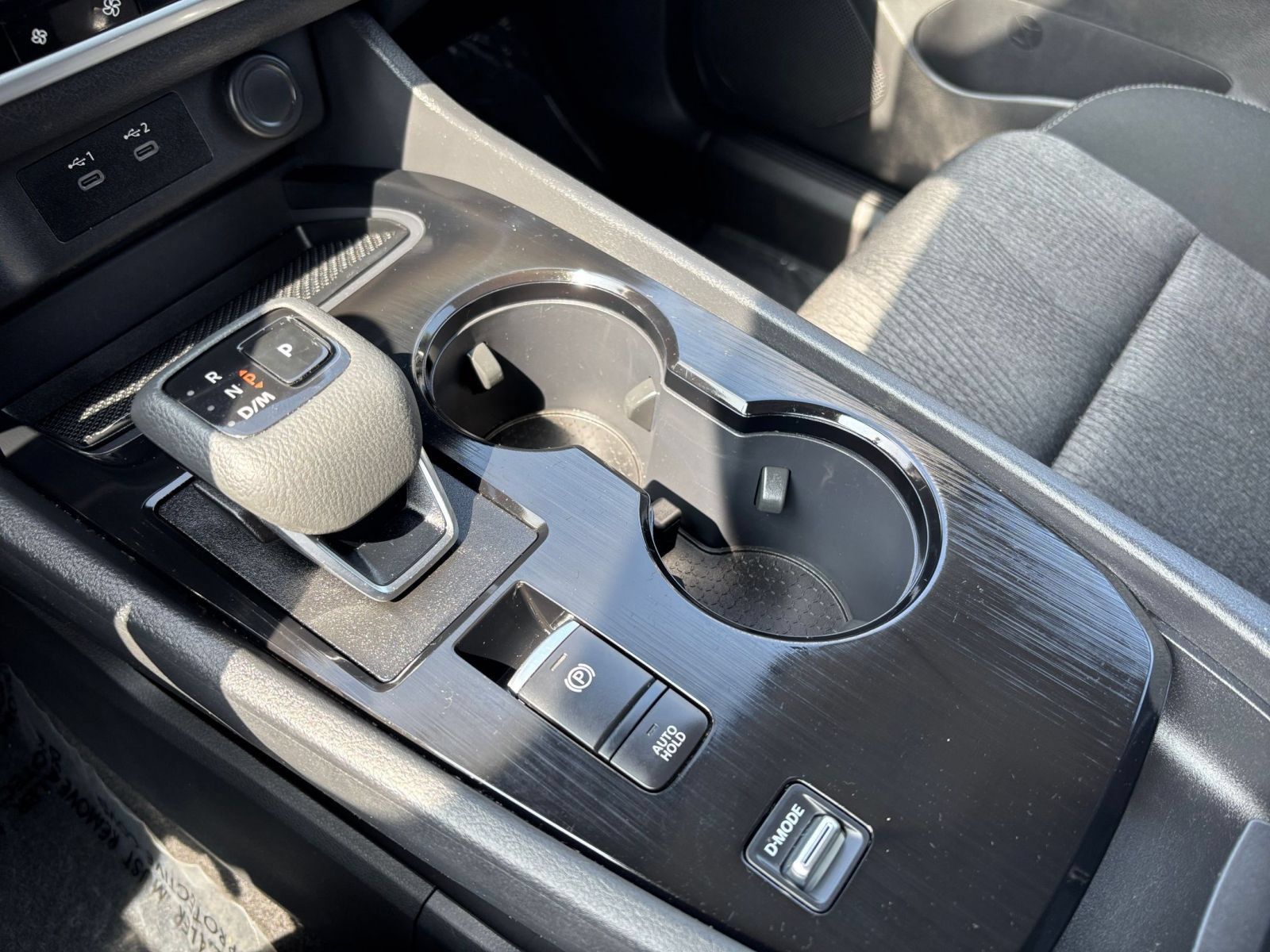 Used 2025 Nissan Rogue SV FWD image 42