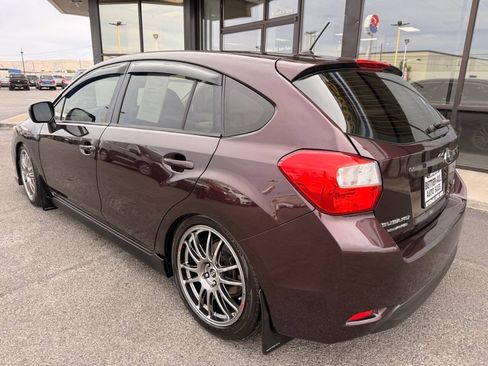 Used 2012 Subaru Impreza 2.0i Premium AWD/4WD image 3