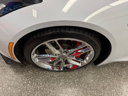 Used 2019 Chevrolet Corvette Stingray Convertible w/ Battery Protection Package image 27