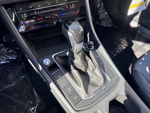 New 2026 Volkswagen Jetta SE image 30