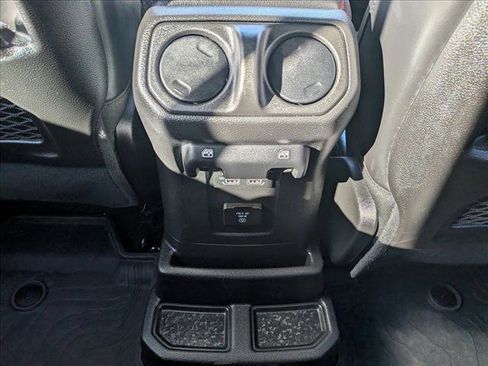 Used 2024 Jeep Wrangler Unlimited Rubicon image 20