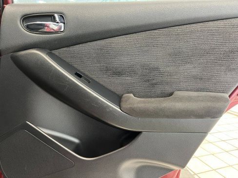 Used 2010 Nissan Altima 2.5 S image 35