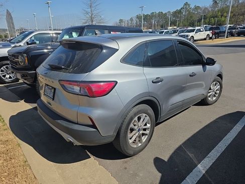 Used 2022 Ford Escape S image 2