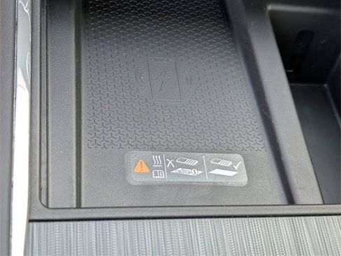 New 2026 GMC Acadia Elevation image 16