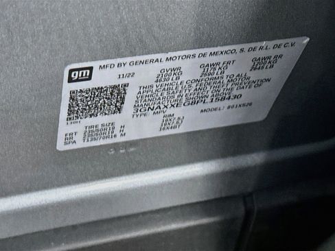 Used 2023 Chevrolet Equinox Premier AWD/4WD image 12