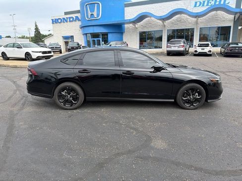 Used 2025 Honda Accord SE image 8
