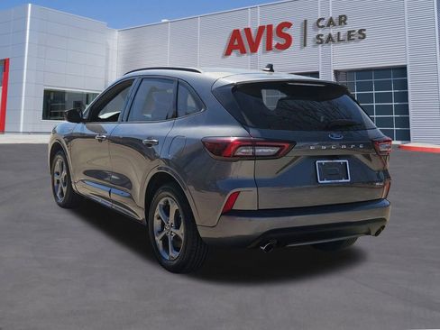 Used 2024 Ford Escape ST-Line image 3