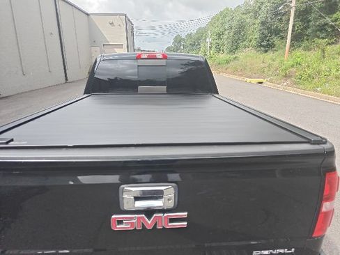 Used 2018 GMC Sierra 3500 Denali w/ Duramax Plus Package AWD/4WD image 4