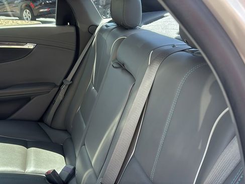 Used 2014 Chevrolet Impala LTZ FWD image 30