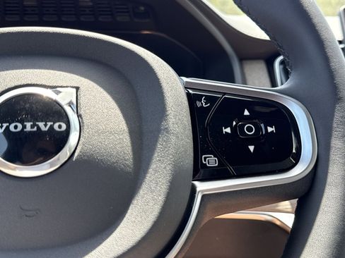 New 2026 Volvo XC90 T8 Ultra w/ Protection Package Premier image 25