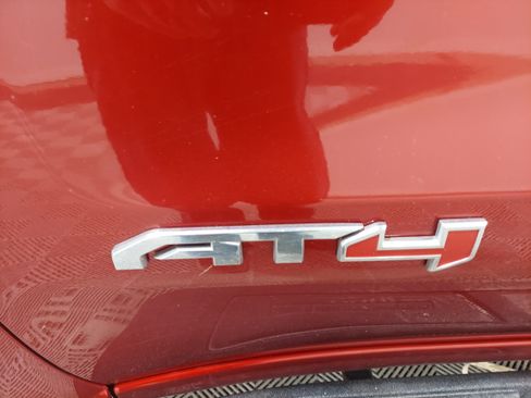 Used 2022 GMC Sierra 1500 AT4 w/ AT4 Preferred Package AWD/4WD image 6