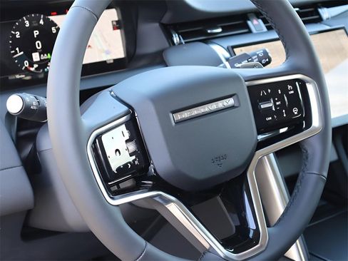 New 2025 Land Rover Discovery Sport S image 20