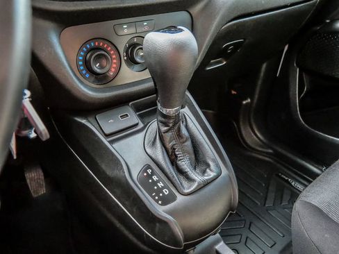 Used 2022 RAM ProMaster City Tradesman FWD image 32