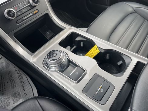 Used 2024 Ford Edge SEL w/ Convenience Package image 19