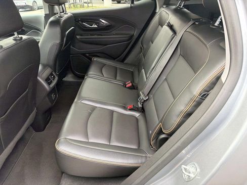Used 2023 GMC Terrain AT4 image 15
