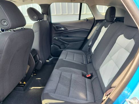 Used 2026 Chevrolet Trax LS w/ LS Convenience Package FWD image 14