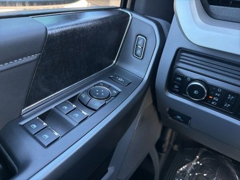 New 2026 Ford F250 XLT w/ XLT Premium Package image 17