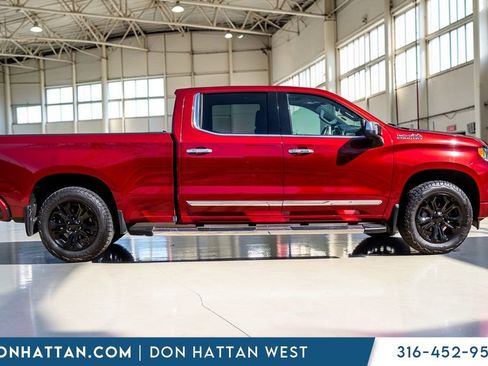 Used 2023 Chevrolet Silverado 1500 High Country w/ Z71 Off-Road Package image 33