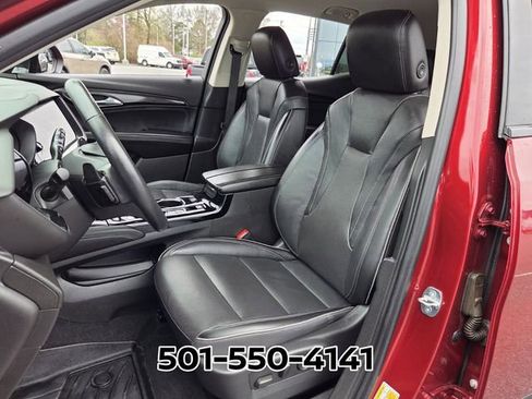 Used 2021 Buick Envision Essence w/ Sport Touring Package FWD image 8