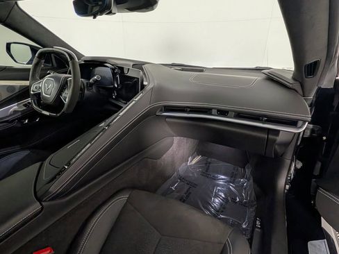 Used 2024 Chevrolet Corvette Z06 image 18