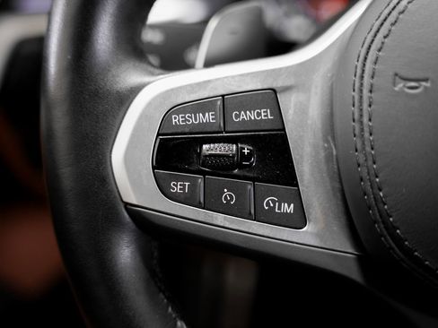 Used 2023 BMW 540i xDrive w/ Executive Package image 15