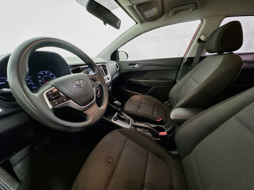Used 2020 Hyundai Accent SEL FWD image 18