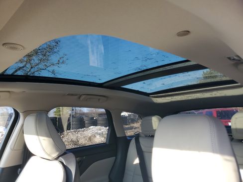 New 2026 Lincoln Corsair Premiere image 11