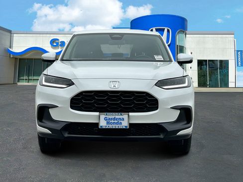 New 2027 Honda HR-V LX image 2