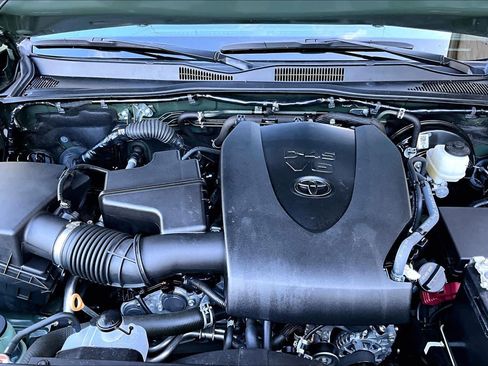 Certified 2022 Toyota Tacoma TRD Sport w/ Technology Package RWD image 29