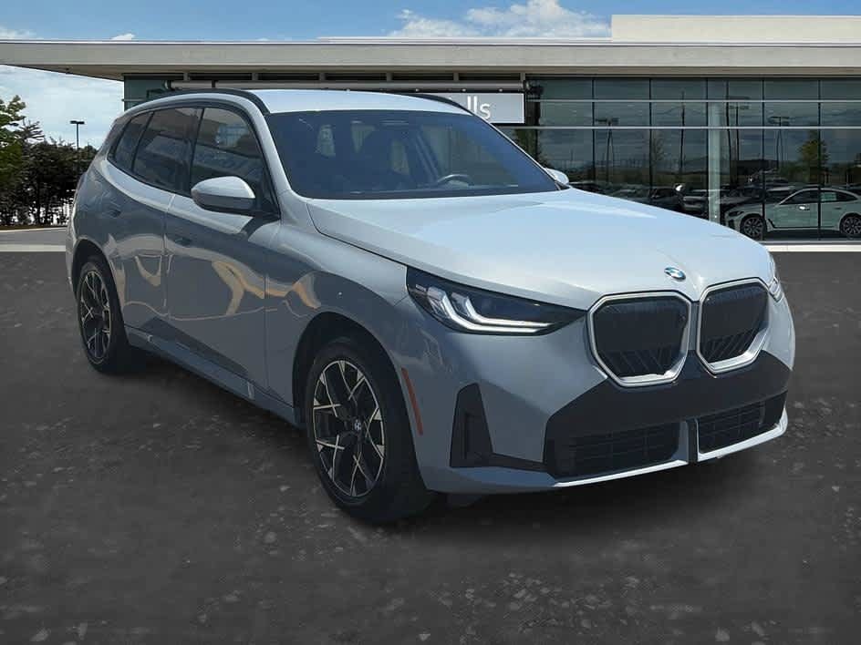 Used 2026 BMW X3 xDrive30i w/ Premium Package AWD/4WD image 1
