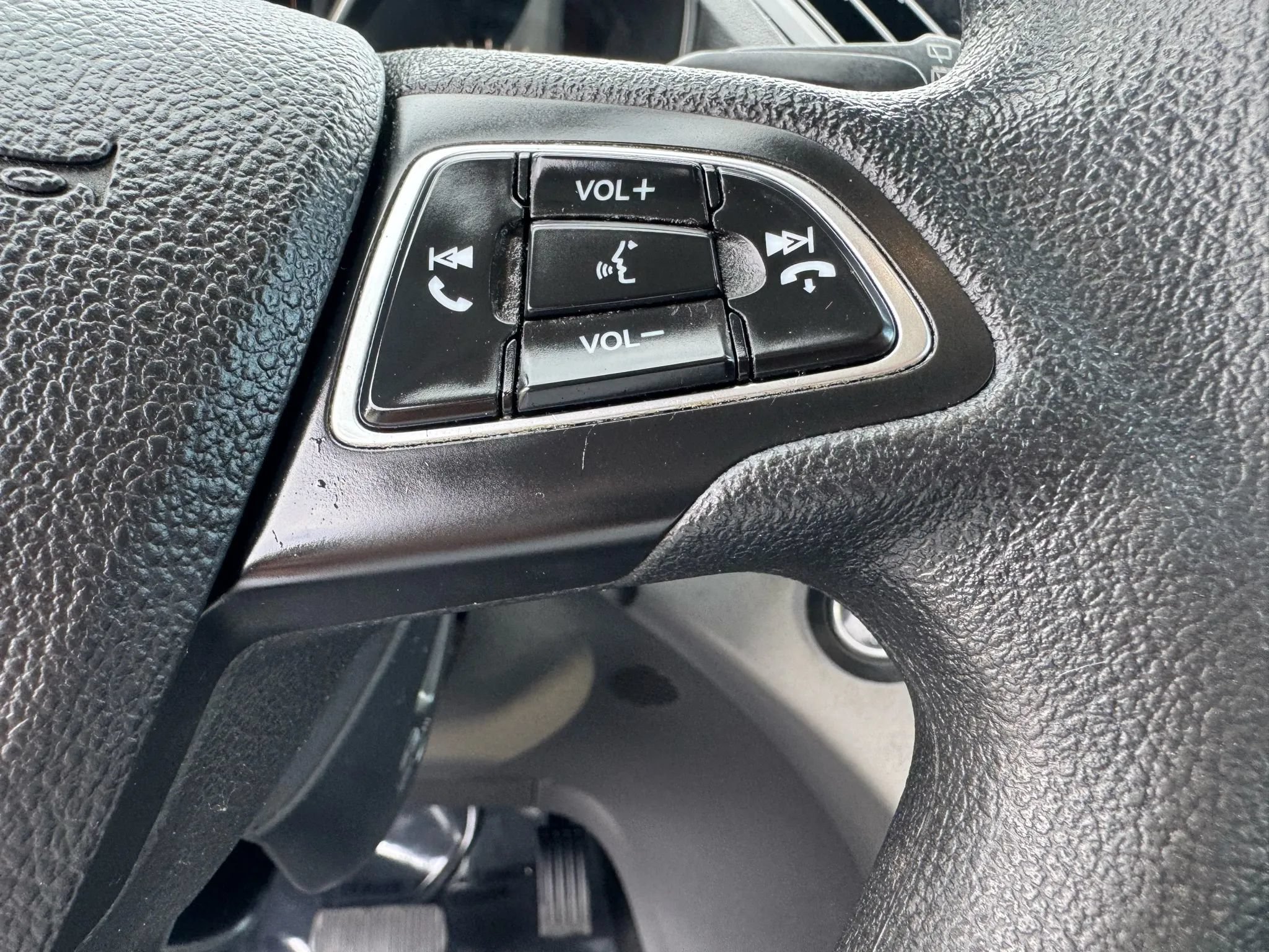 Used 2019 Ford Escape SE AWD/4WD image 16