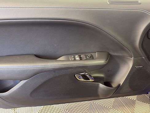 Used 2020 Dodge Challenger SRT Hellcat Redeye image 22