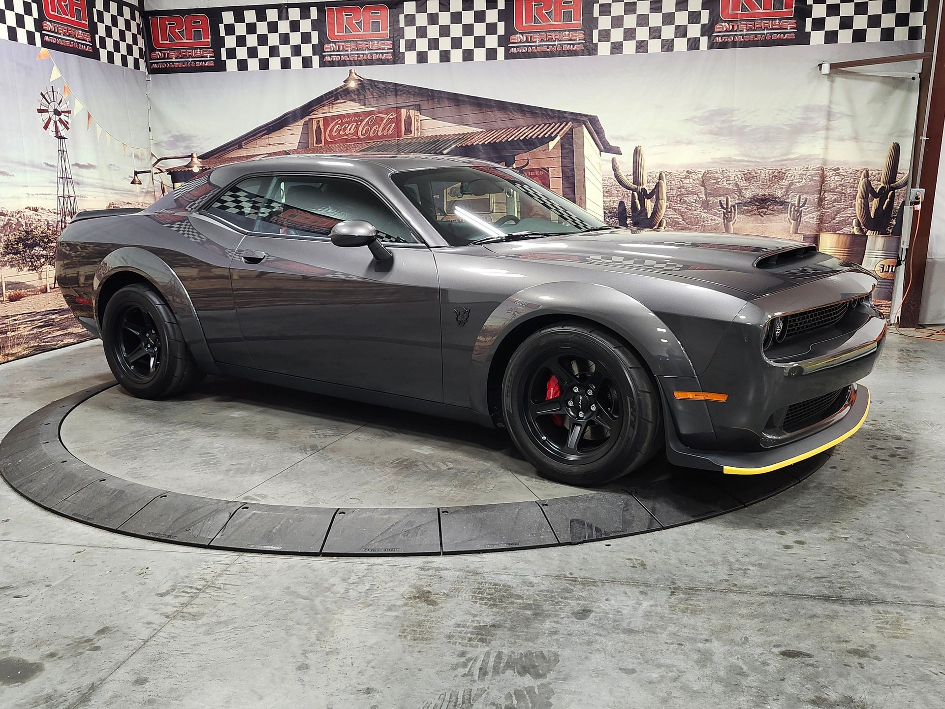 Used 2018 Dodge Challenger SRT Demon RWD image 1